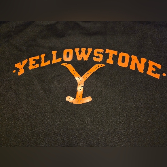 Womens Yellowstone Black and Multicolor Long Sleeve Tee EUC - Picture 3 of 6